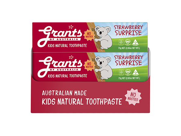 kdr tre em vi dau tay strawberry surprise kid 1
