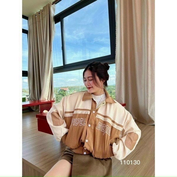 áo Khoác Da Lộn Nữ Croptop Nút Bấm Phối Màu Cá Tính Thời Trang – Htm Fashion