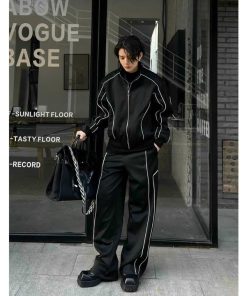 áo Khoác Dù Nam Nữ 2 Lớp Phối Sọc Thân áo Mẫu Trơn Cá Tính Thời Trang – Htm Fashion