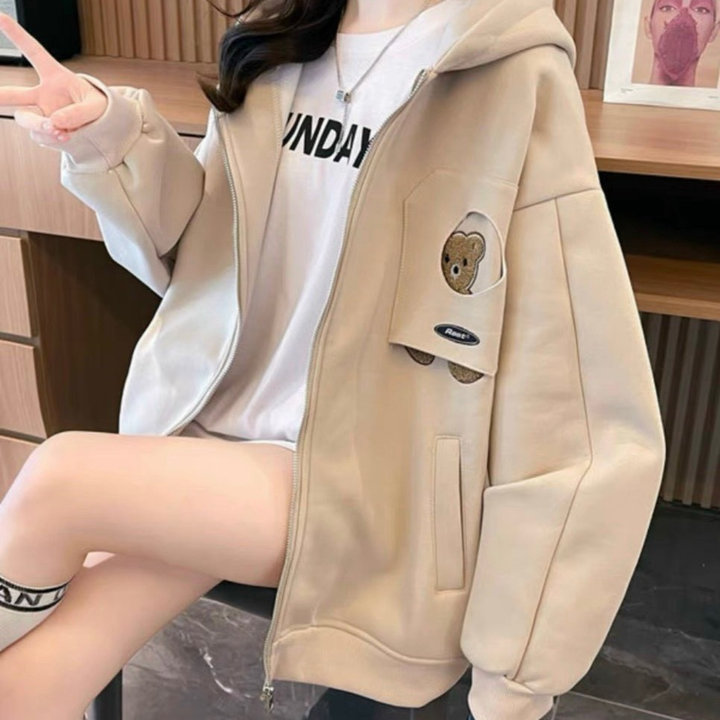 áo Khoác Nỉ Dày Dặn Nữ Thêu Hình Gấu Phối Nắp Siêu Xinh From Rộng Ut10
