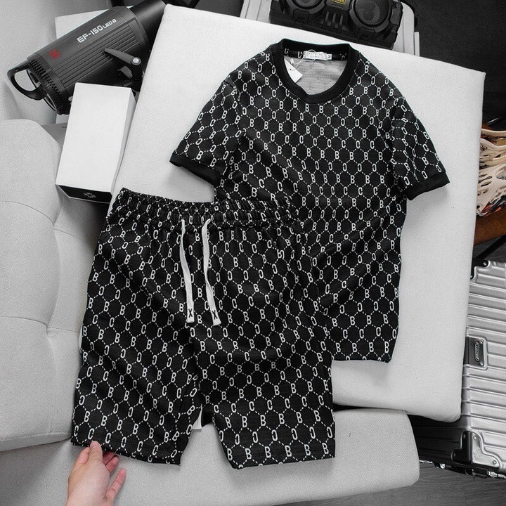 Bộ Thể Thao Nam Cổ Tròn Chất Liệu Vải Umi Chéo Thoáng Mát – Men’s Style