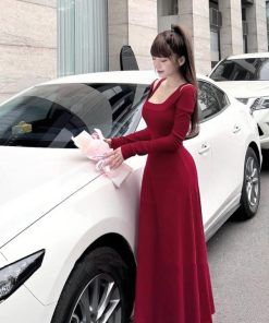 đầm Tay Dài Cổ Vuông Maxi Chất Tăm Lụa – Lê Phương Boutique