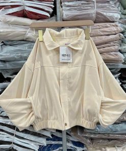áo Khoác Da Lộn Nữ Dáng Lửng Croptop Form Rộng Cổ Bẻ Phối Nút Bấm -htm Fashion