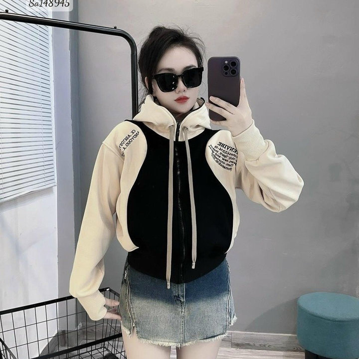 áo Nỉ Nữ Croptop Dáng Lửng Thiết Kế Chữ 2 Bên Vai Phối Khóa Kéo Full Nón -htm Fashion