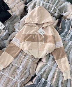 áo Khoác Nữ Form Lửng Rộng Phối 3 Sọc Tay Mũ Rộng Tay Xỏ Ngón Va88 – Phương Store