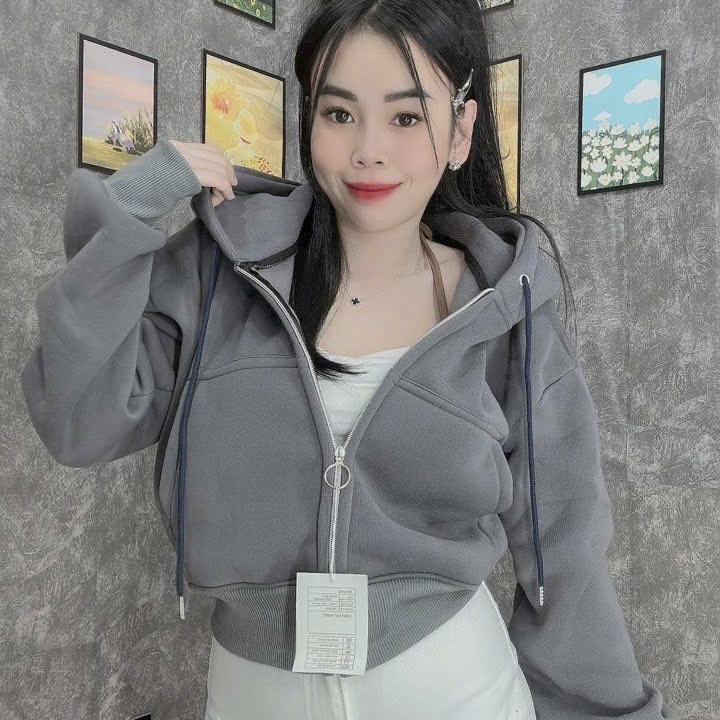 áo Khoác Nỉ Nữ Croptop Có Nón Phối Túi Trong -htm Fashion