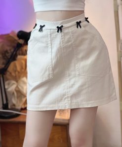 Chân Váy Kaki đính Nơ – Lê Phương Boutique