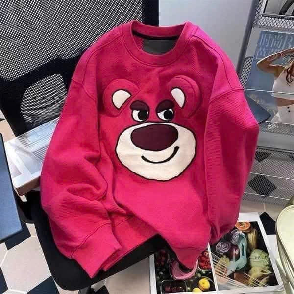 Xả áo Sweater Gấu Dâu Form Rộng