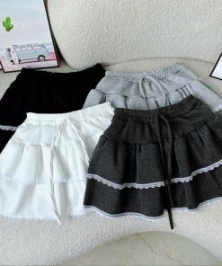 Chân Váy Tầng Phối Ren Nỉ Bông – Lê Phương Boutique