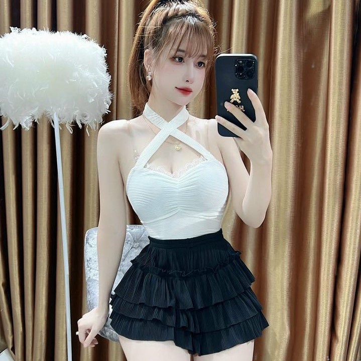 Set áo Cổ Yếm Kèm Quần 3 Tầng – Lê Phương Boutique
