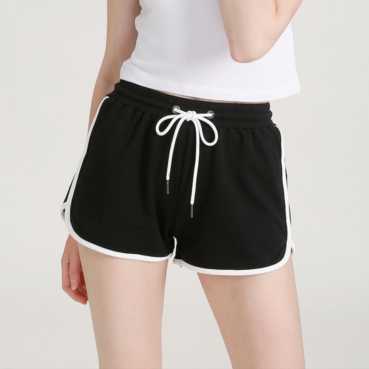 Quần Short Nữ Thể Thao Trơn Viền Trắng, Quần đùi Cotton Tập Gym Nữ Thời Trang Cá Tính – Dmastore