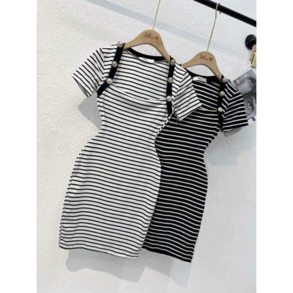 đầm Body Sọc Viền Nút – Lê Phương Boutique
