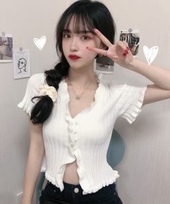 áo Len Nữ Dáng Croptop Phối Viền Bèo Siêu Xinh – Chipxinhxk