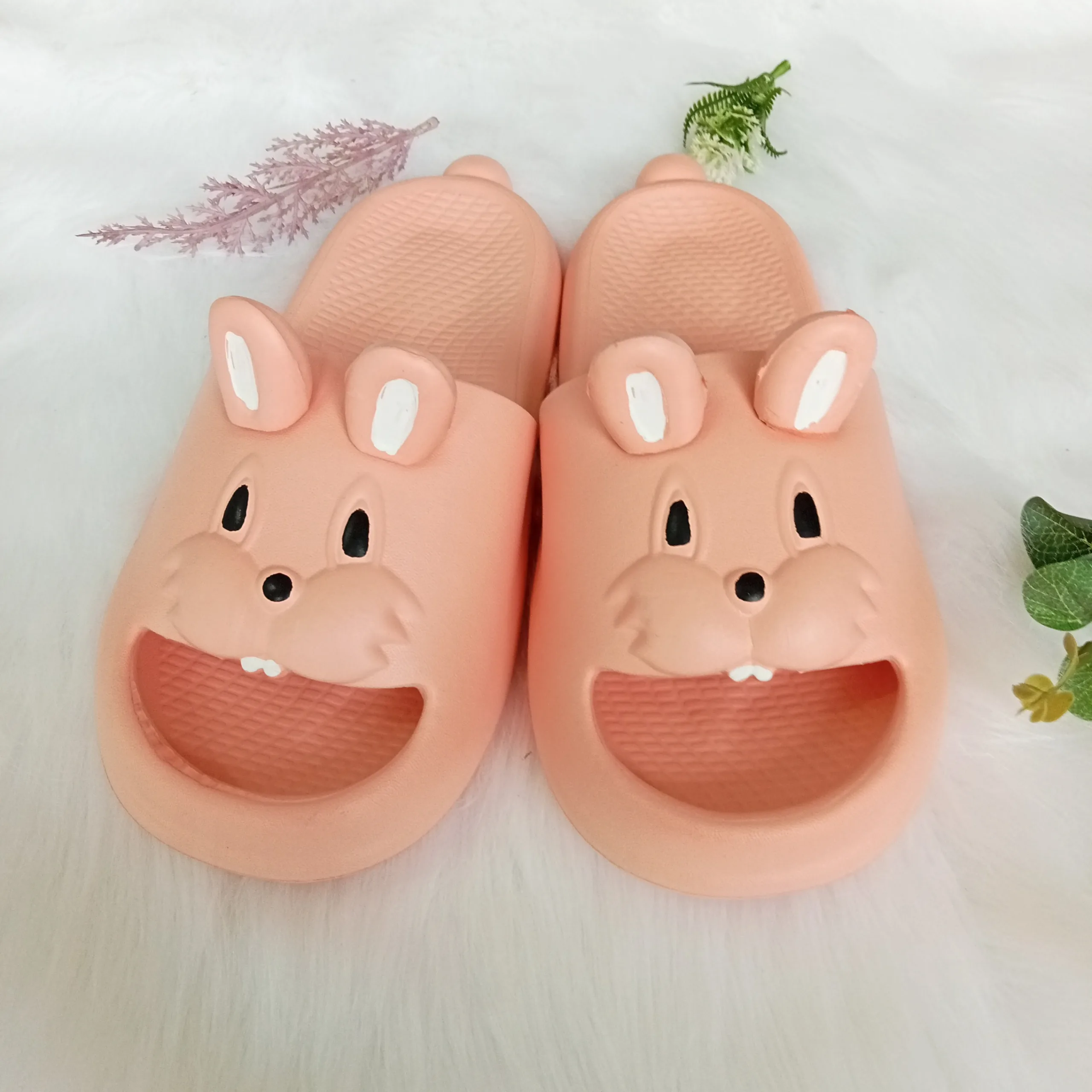 Dép Thỏ Siêu Xinh Hót Nhất 2023 ( Phom Nhỏ Hơn 1 Size)- Haanh