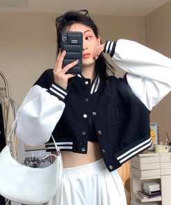 áo Khoác Nữ From Lửng Croptop Vải Nỉ Thêu Chữ As Sắc Nét Ut52 – Phương Store