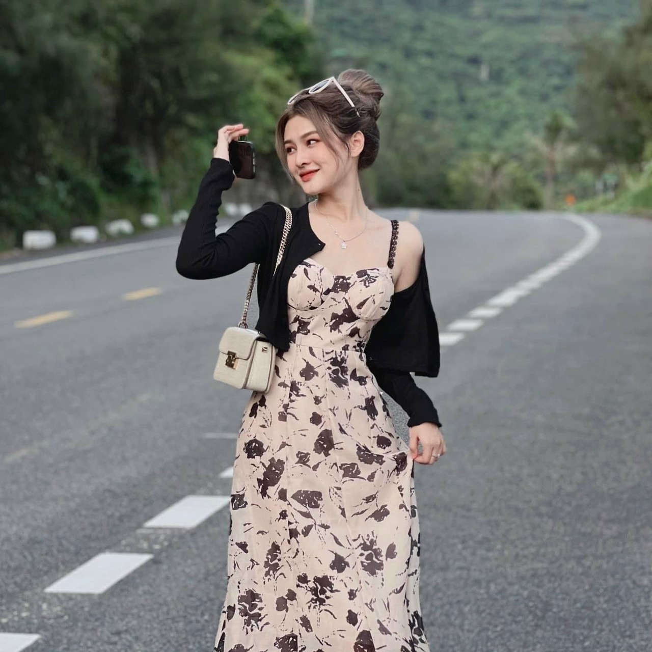 Set đầm Xòe Dài Kem áo Khoác ( Váy Có Thun Lưng ) V146 – Cloudy Dress