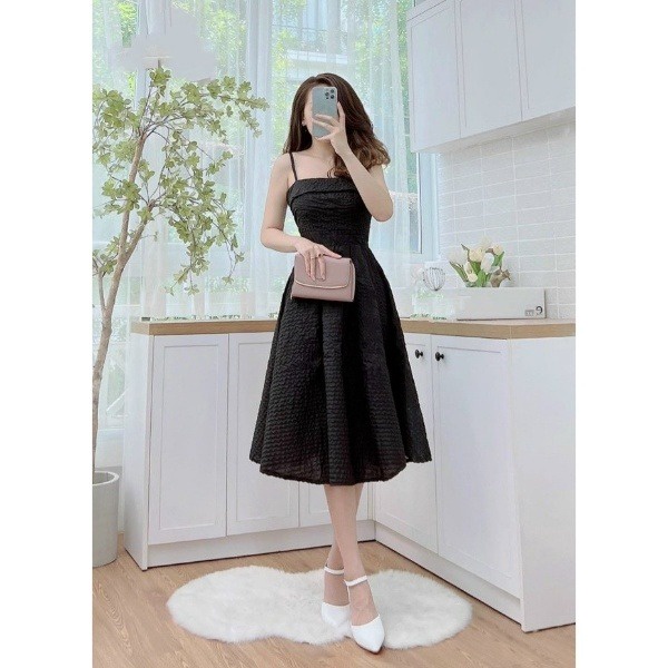 đầm Nữ Dáng Xòe 2 Dây Thiết Kế Sang Trọng Dự Tiệc Xếp Ly Có Mút Vải Xốp Gạo Dập V135 – Lisa