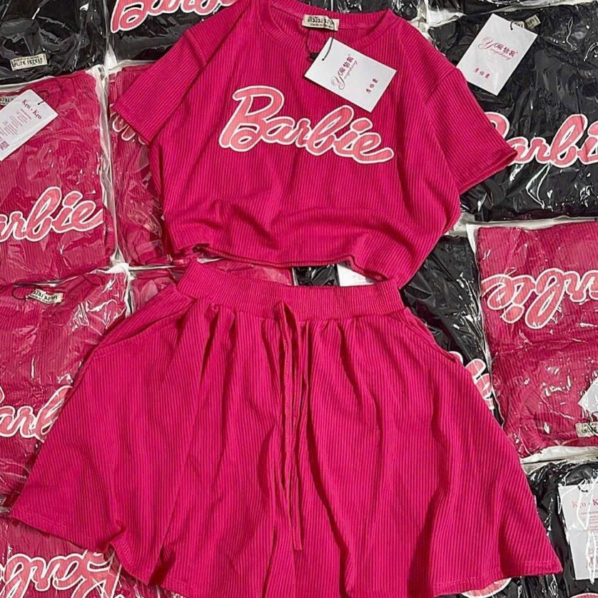 đồ Bộ Nữ áo Croptop Quần ống Short Form Rộng Dây Rút Barbie – Ausa House