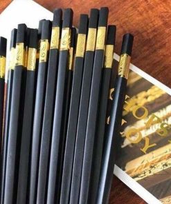 Hộp 10 đôi đũa Mạ Vàng – Su