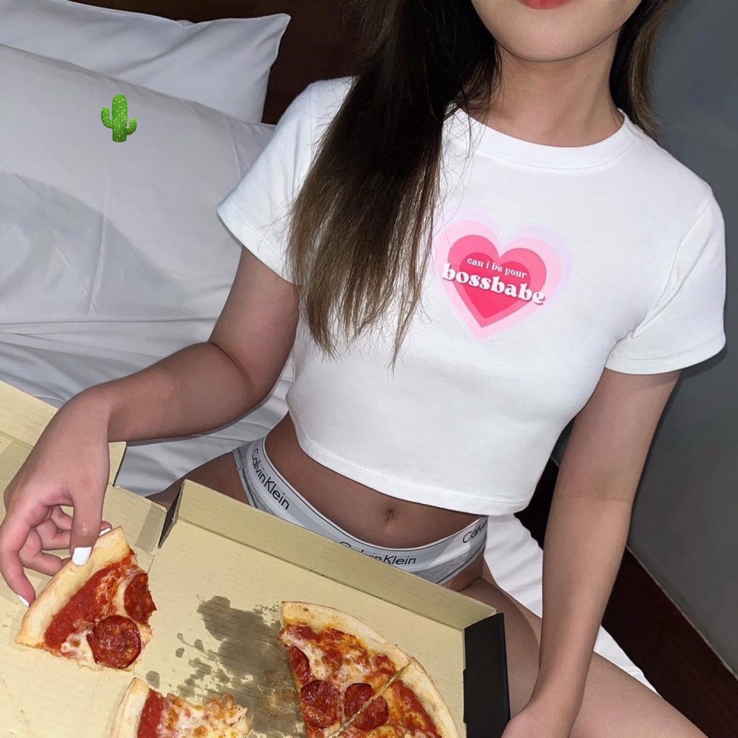 áo Thun Nữ Croptop Cổ Tròn Tay Ngắn Trái Tim Bossbabe – Ausa House
