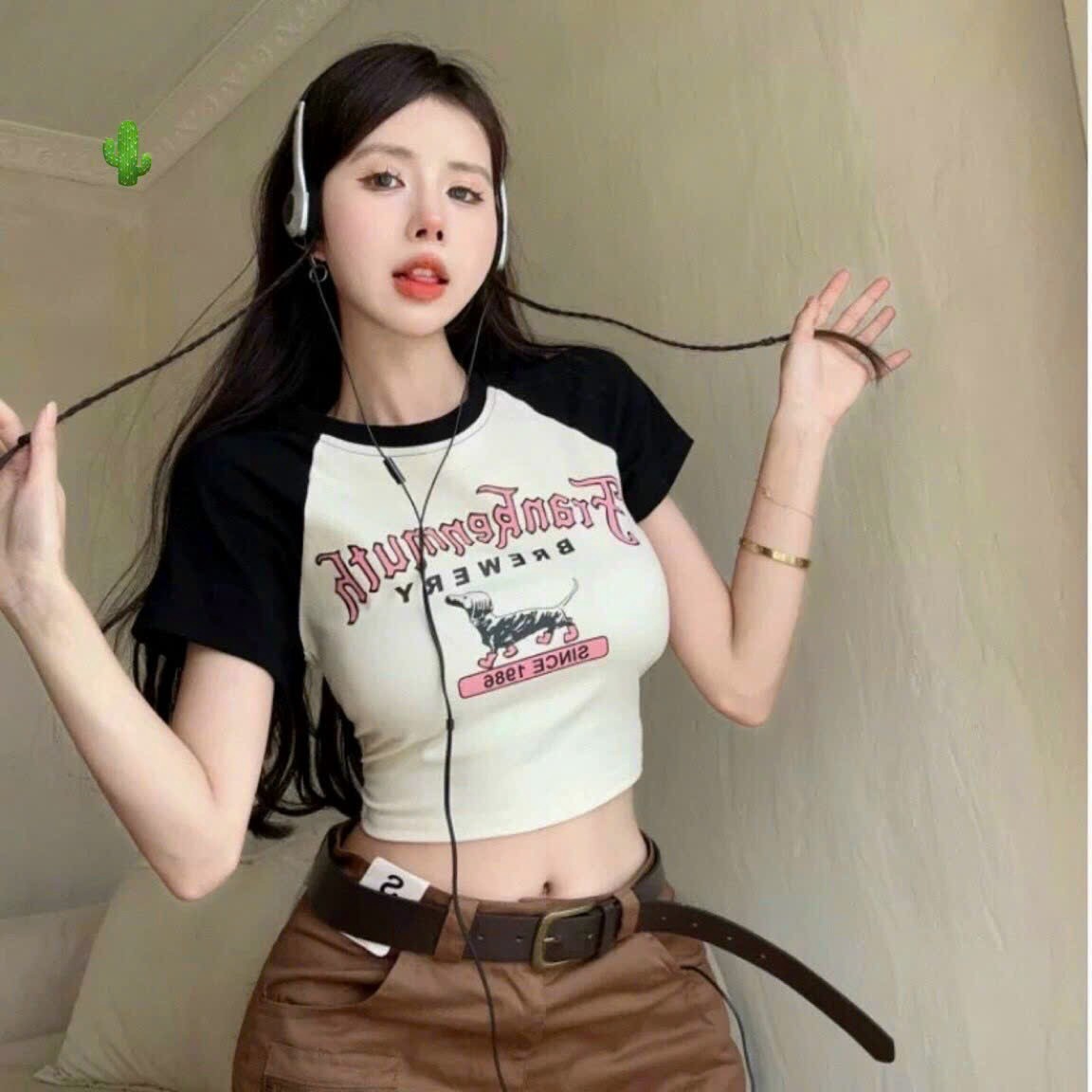 áo Thun Nữ Croptop Cổ Tròn Tay Ngắn Brewery – Ausa House