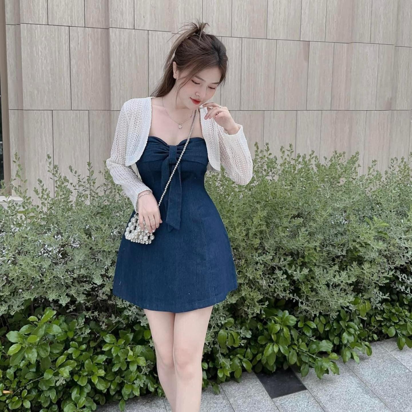 đầm Váy Nữ Denim Giả Jean Kèm áo Khoác Ren Tay Dài Sa984 – Sam Store