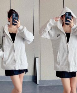 áo Khoác Nỉ Nữ Phối Với Phong Cách Form Rộng Siêu đẹp Vải Dày Dặn Có Phối Khóa Kéo In Hình Gấu Trúc Cute Lắm Hàng Hot Trend-htm Fashion