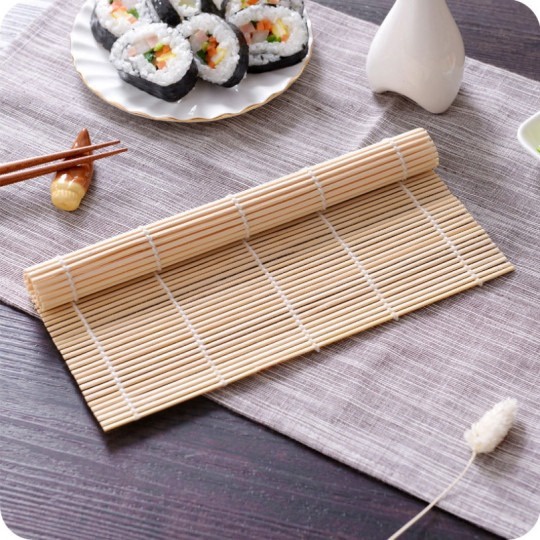 Dụng Cụ Cuộn Sushi Bằng Gỗ – Su