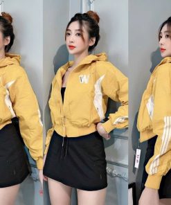 áo Khoác Lửng Dù Nữ Có Thêu Nổi Chữ W Phối 3 Sọc Trên Cánh Tay áo Nón Trùm đầu Rộng Xinh Bo Chun đẹp Hàng Hot Trend-htm Fashion