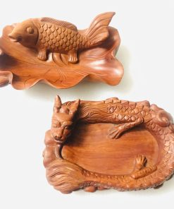 Gạt Tàn Thuốc Chạm Trổ Hoạ Tiết Long-ngư Bằng Gỗ Hương Ttgtdh048 – Tường Thuận