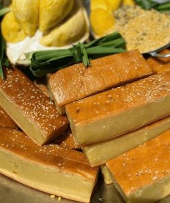Bánh đậu Xanh Sầu Riêng – Thơm Ngon, Bao Dẻo, Bao Thơm 450g – Winnie House