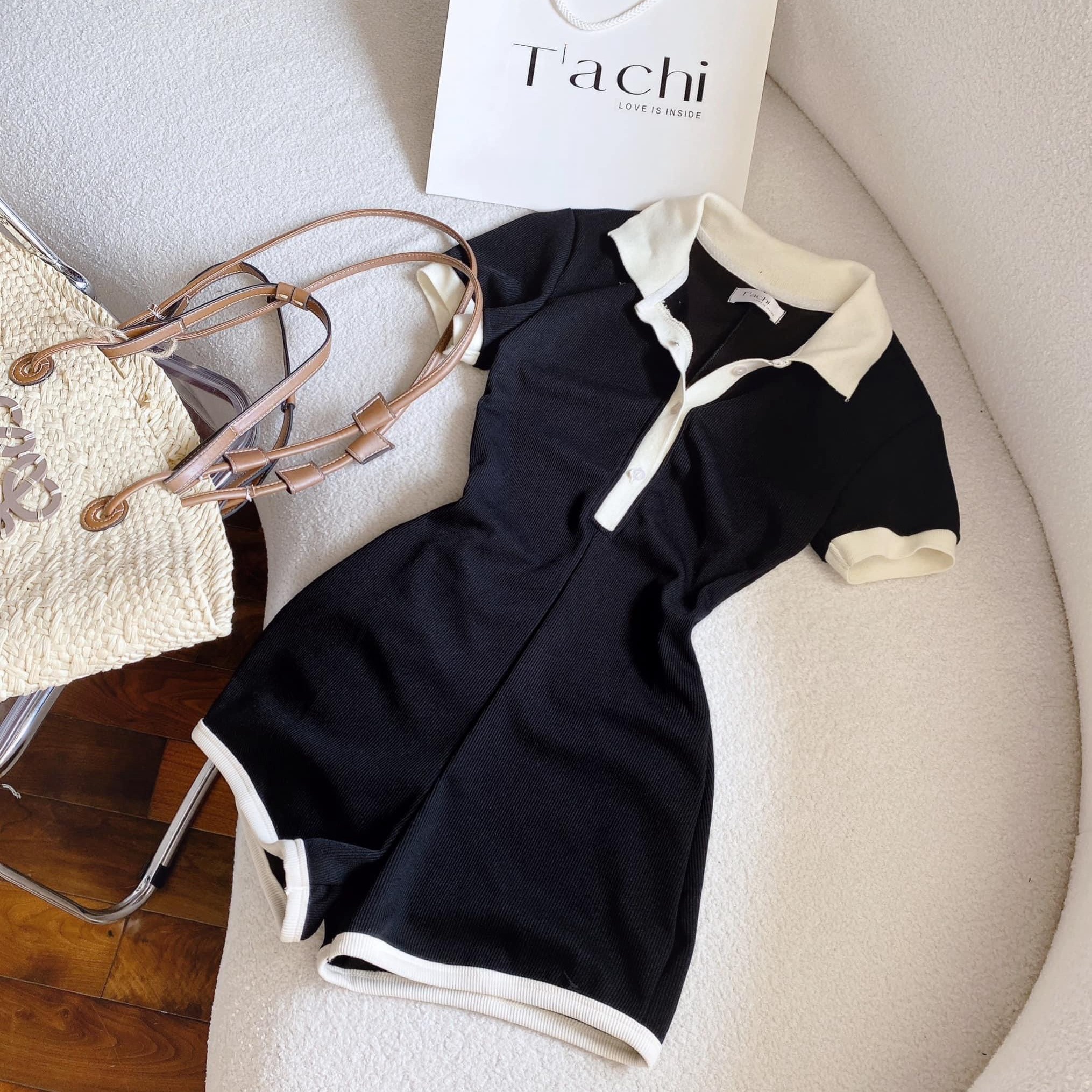 Jumpsuit Thun Gân Trơn Phối Viền Trắng Cổ Cao Tay Lỡ – Ausa House
